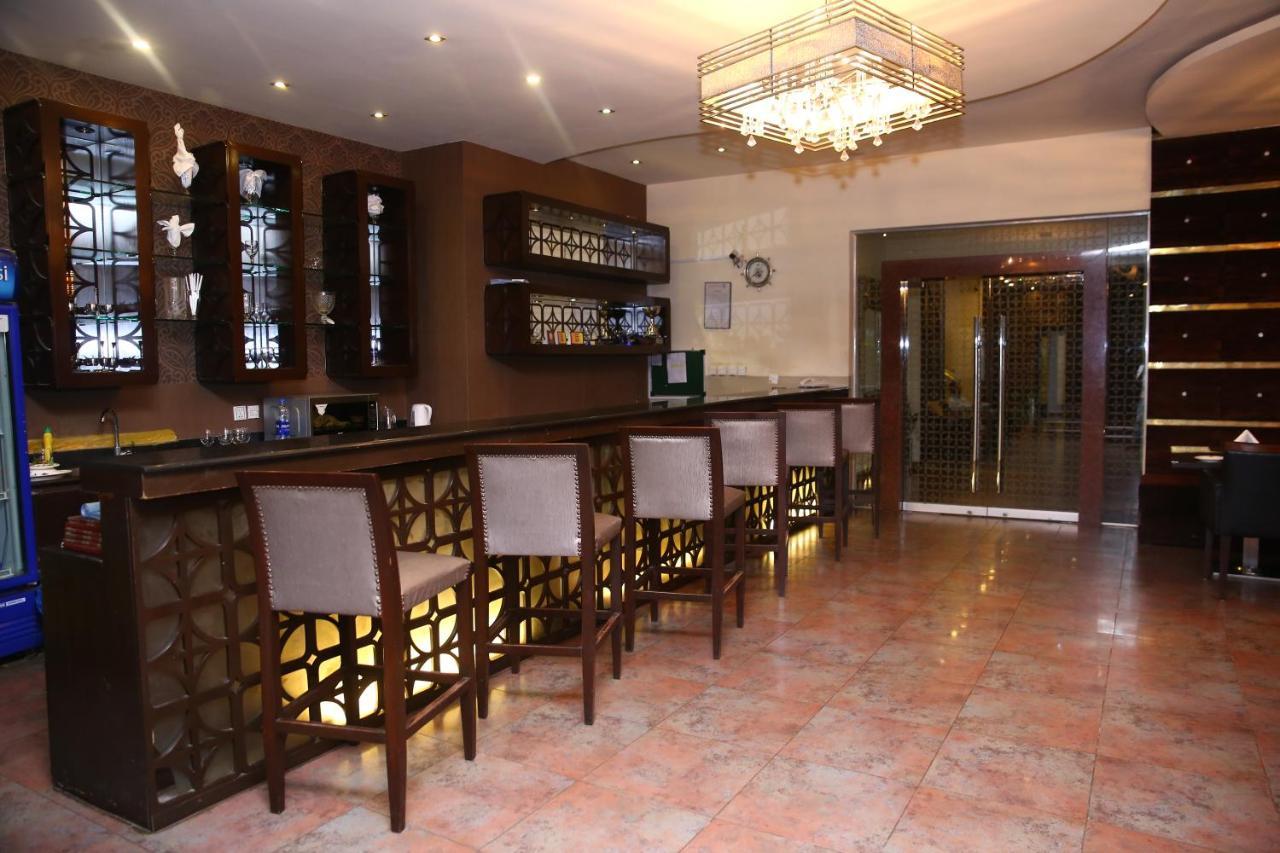 Safari Club 1 Hotel Rawalpindi Luaran gambar